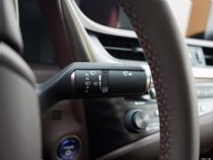 2020 300h Premium Edition 2020 300h Premium Edition Фото 180 из 498