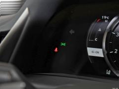 2020 260 F СПОРТ 2020 260 F SPORT Фото 12 из 204