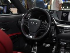 2020 260 F СПОРТ 2020 260 F SPORT Фото 36 из 204