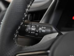 2020 260 F СПОРТ 2020 260 F SPORT Фото 17 из 204