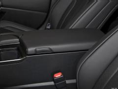 2020 260 F СПОРТ 2020 260 F SPORT Фото 101 из 204