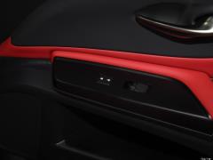 2020 260 F СПОРТ 2020 260 F SPORT Фото 159 из 204