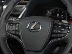 2020 260 F СПОРТ 2020 260 F SPORT Фото 8 из 204