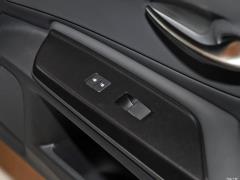 2020 260 F СПОРТ 2020 260 F SPORT Фото 119 из 204