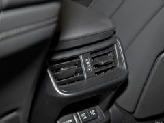 2020 260 F СПОРТ 2020 260 F SPORT Фото 113 из 204