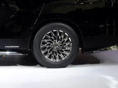 2020 300h 4-х местный Royal Edition 2020 300h four-seater version Фото 20 из 30