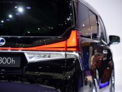 2020 300h 4-х местный Royal Edition 2020 300h four-seater version Фото 25 из 30