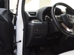 2020 300h 4-х местный Royal Edition 2020 300h four-seater version Фото 24 из 236