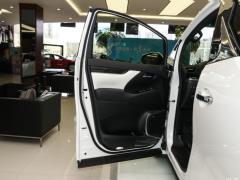2020 300h семиместная элегантная версия 2020 300h seven-seater elegant version Фото 191 из 236
