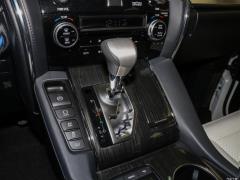 2020 300h семиместная элегантная версия 2020 300h seven-seater elegant version Фото 93 из 236