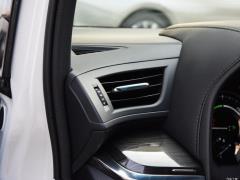 2020 300h 4-х местный Royal Edition 2020 300h four-seater version Фото 25 из 236