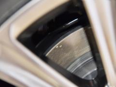 Модель 200 Front Drive Front Travel Edition National VI 2020 года 2020 Model 200 Front Drive Front Travel Edition National VI Фото 51 из 130
