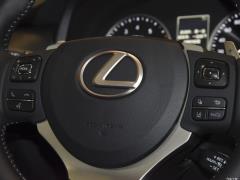 2020 300h полноприводный Fengzhi Edition China VI 2020 300h all-wheel drive Fengzhi Edition China VI Фото 85 из 253