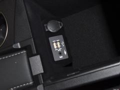 2020 300h полноприводный Fengzhi Edition China VI 2020 300h all-wheel drive Fengzhi Edition China VI Фото 190 из 253