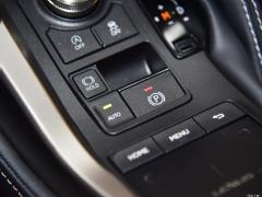 Модель 200 Front Drive Front Travel Edition National VI 2020 года 2020 Model 200 Front Drive Front Travel Edition National VI Фото 143 из 394