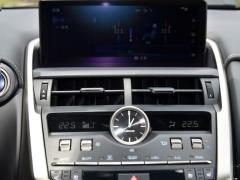 2020 300h полноприводный F SPORT кантри VI 2020 300h all-wheel drive F SPORT country VI Фото 40 из 394