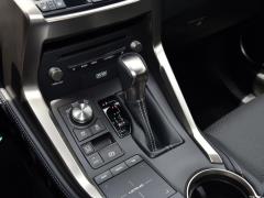 2020 300h полноприводный F SPORT кантри VI 2020 300h all-wheel drive F SPORT country VI Фото 43 из 394