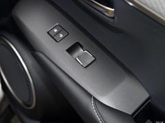 2020 300h полноприводный F SPORT кантри VI 2020 300h all-wheel drive F SPORT country VI Фото 239 из 394