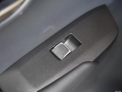 Модель 200 с передним приводом Fengyi Edition National VI 2020 г. 2020 Model 200 Front Drive Fengyi Edition National VI Фото 271 из 394