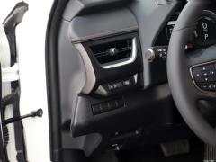 Фото Lexus UX200 , фото салона