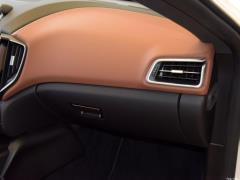 2021 2.0T Edge Edition 2021 2.0T Edge Edition Фото 25 из 137