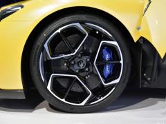 Стандартная версия 2020 3.0T 2020 3.0T Standard Edition Фото 65 из 84