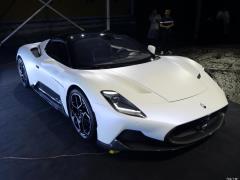 Стандартная версия 2020 3.0T 2020 3.0T Standard Edition Фото 16 из 81