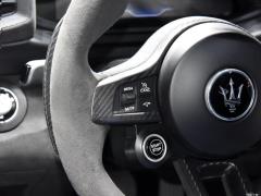 Фото Maserati MC20 