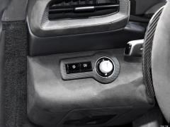 Стандартная версия 2020 3.0T 2020 3.0T Standard Edition Фото 8 из 52