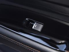 Флагман с автоматическим полным приводом 2.5L 2020 года 2020 2.5L automatic four-wheel drive flagship Фото 1308 из 1350