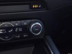 Флагман с автоматическим полным приводом 2.5L 2020 года 2020 2.5L automatic four-wheel drive flagship Фото 590 из 1350