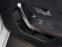 Охотничий спорткар CLA 200 2020 года выпуска 2020 CLA 200 hunting sports car Фото 464 из 565