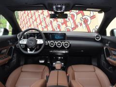 Охотничий спорткар CLA 260 4MATIC 2020 года выпуска 2020 CLA 260 4MATIC hunting sports car Фото 1 из 256