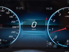 Охотничий спорткар CLA 260 4MATIC 2020 года выпуска 2020 CLA 260 4MATIC hunting sports car Фото 20 из 256