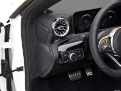 Охотничий спорткар CLA 260 4MATIC 2020 года выпуска 2020 CLA 260 4MATIC hunting sports car Фото 5 из 256