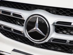 Модель 2021 GLS 450 4MATIC 2021 GLS 450 4MATIC Fashion Model Фото 24 из 67