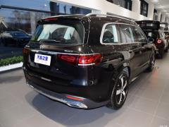 Модель 2021 GLS 450 4MATIC 2021 GLS 450 4MATIC Fashion Model Фото 18 из 169