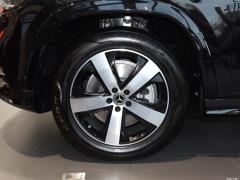 Модель 2021 GLS 450 4MATIC 2021 GLS 450 4MATIC Fashion Model Фото 142 из 169