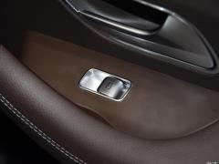 Модель 2021 GLS 450 4MATIC 2021 GLS 450 4MATIC Fashion Model Фото 366 из 377