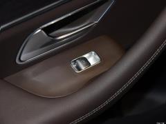 Модель 2021 GLS 450 4MATIC 2021 GLS 450 4MATIC Fashion Model Фото 350 из 377