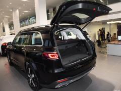 Модель 2021 GLS 450 4MATIC 2021 GLS 450 4MATIC Fashion Model Фото 371 из 377