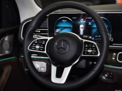Модель 2021 GLS 450 4MATIC 2021 GLS 450 4MATIC Fashion Model Фото 163 из 377
