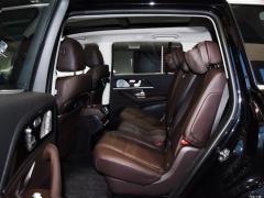 Модель 2021 GLS 450 4MATIC 2021 GLS 450 4MATIC Fashion Model Фото 352 из 377