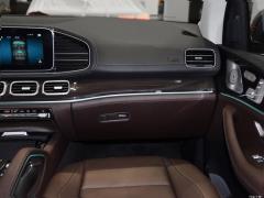 Модель 2021 GLS 450 4MATIC 2021 GLS 450 4MATIC Fashion Model Фото 143 из 377