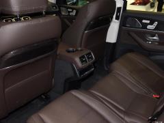 Модель 2021 GLS 450 4MATIC 2021 GLS 450 4MATIC Fashion Model Фото 362 из 377