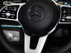 Модель 2021 GLS 450 4MATIC 2021 GLS 450 4MATIC Fashion Model Фото 165 из 377