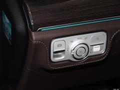 Модель 2021 GLS 450 4MATIC 2021 GLS 450 4MATIC Fashion Model Фото 145 из 377