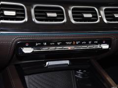 Модель 2021 GLS 450 4MATIC 2021 GLS 450 4MATIC Fashion Model Фото 182 из 377