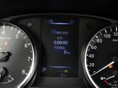 2021 2,0-литровый вариатор Luxury Pilot Edition 2021 2.0L CVT Luxury Pilot Edition Фото 87 из 334