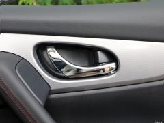 2021 2,0-литровый вариатор Luxury Pilot Edition 2021 2.0L CVT Luxury Pilot Edition Фото 263 из 334
